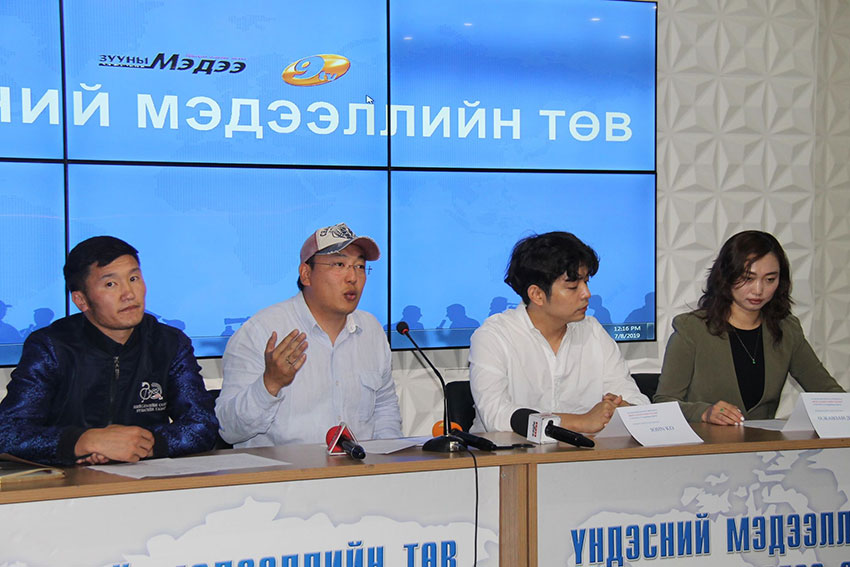 Монгол, Солонгосын дуучид хамтарч дуулна