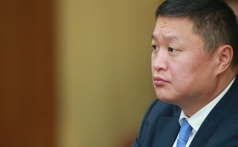 Тав дахь өдөр: Б.Хурцыг яллах уу, буцаах уу?