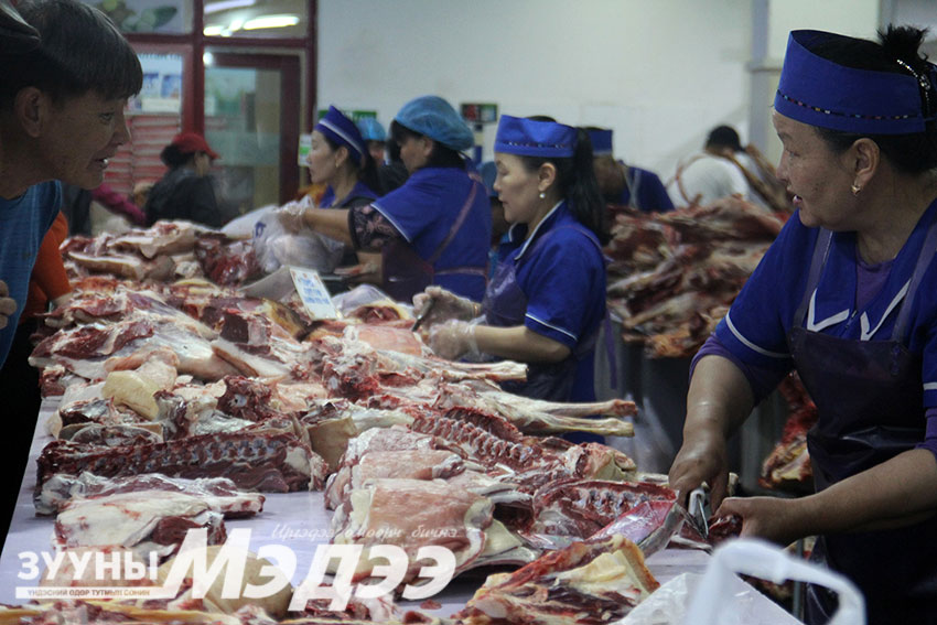 Махны үнэ сүүлийн нэг сард тасралтгүй нэмэгдэв