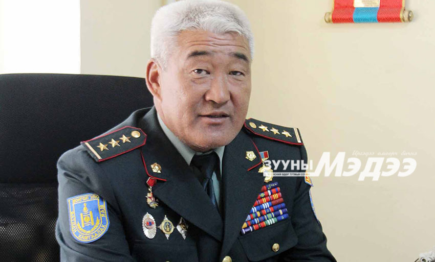Д.Цог-Эрдэнэ: Армийн тоглолтод монгол морь яллаа