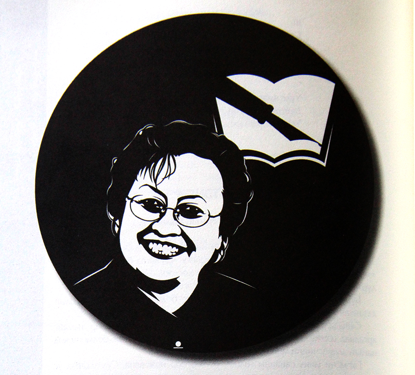 Зохиол бүтсэн түүх: Сэтгэлийн цэнхэр алчуураа сэмлээгүй итгэлийн хань минь хилчин хүн