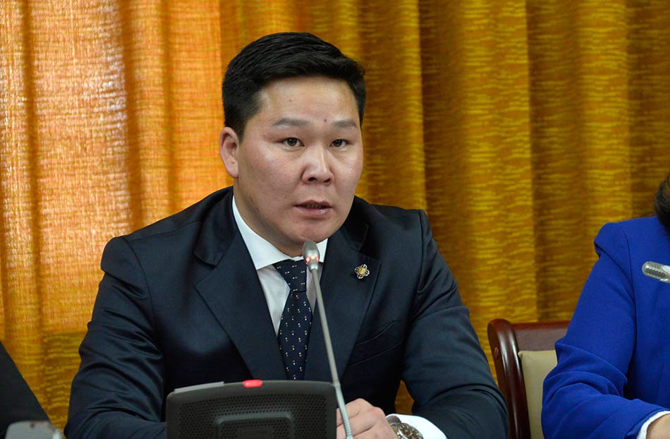 Д.Гантулгын өмгөөлөгч хэргийн материалтай танилцах хүсэлт гаргажээ