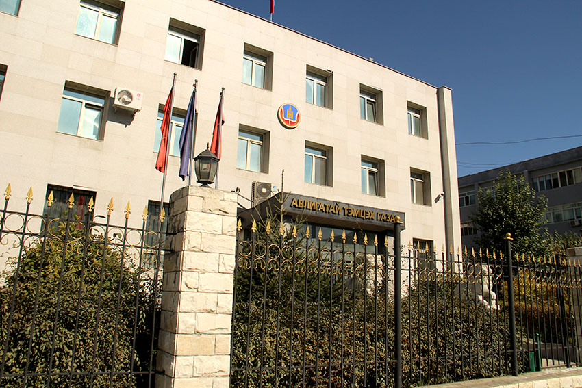 Ажилчдаа хууль бусаар халсан дарга нар тэрбум төгрөгийн хохирол нөхөн төлнө