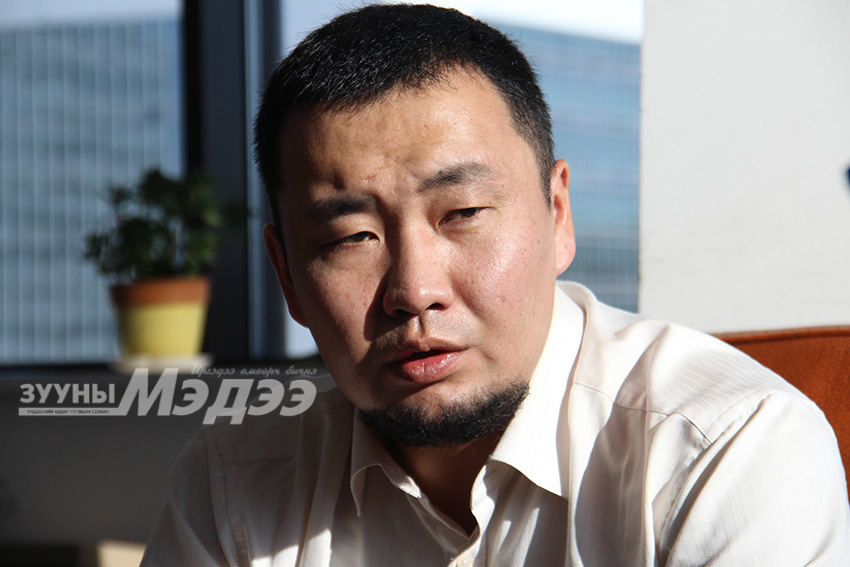 Э.Хашчулуун: Д.Гантулгаар сэтгэл санааны хохирлыг гаргуулсан