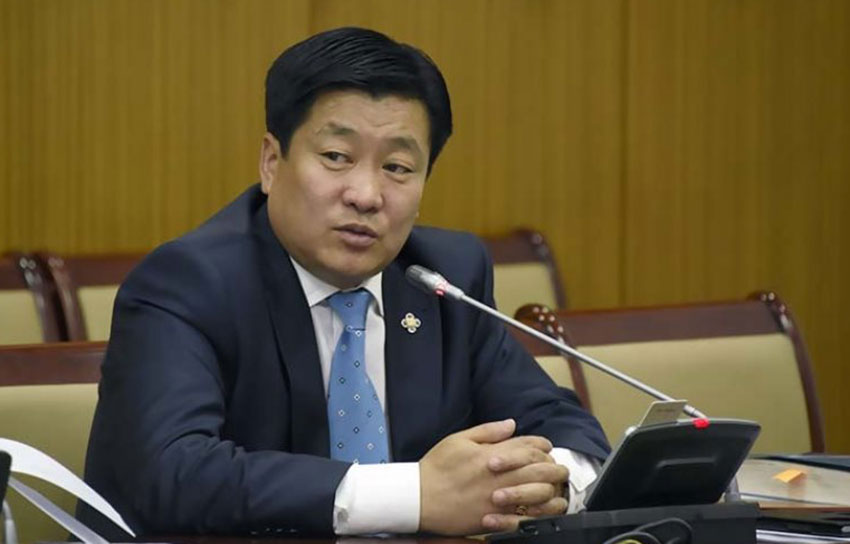 Б.Энх-Амгалан: Зээл авсан хүмүүсийг хэлмэгдүүлэх гэж байна