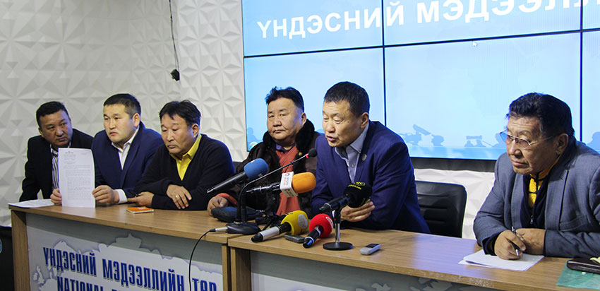 Доктор Н.Төмөрхадуур: “Сэрвээний хууль” нь Монголын өв соёлыг устгаж үгүй болгох гэж байна