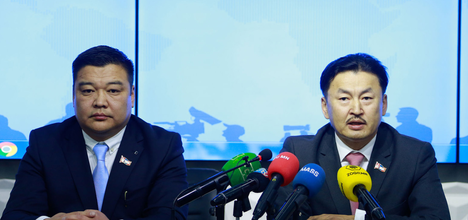 БЗД-ийн ИТХ-ын хууль бус үйл ажиллагаанд оролцохгүй гэдгээ ИТХ-ын гишүүд нь мэдэгдлээ