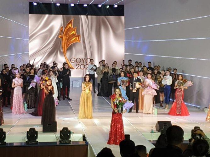 Гоёл-2020: Д.Долгион загварын ертөнцөд цахиур хагалав