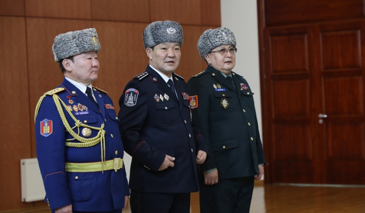 С.Баатаржав, Д.Гэрэл, М.Энх-Амар нарт генерал цол олголоо