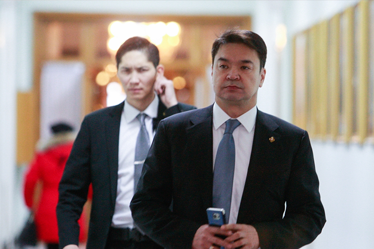 Ч.Сайханбилэгийг интерполоор эрэн сурвалжилж эхэлжээ