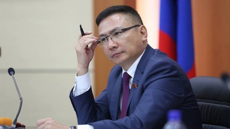 Ц.Сандуй нарт холбогдох хэргийг прокурорт буцаалаа