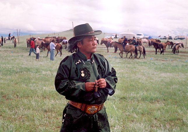 “Жамын цас” бол замын цас биш