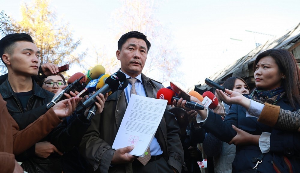 Ё.Баатарбилэг: Драмын театрыг нураахгүй, шинэчлэнэ