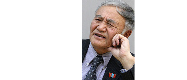 С.Лхагвасүрэн: Эрхээ эдлээд үүргээ мартсан нь үзэл санааг мохоосон тал бий