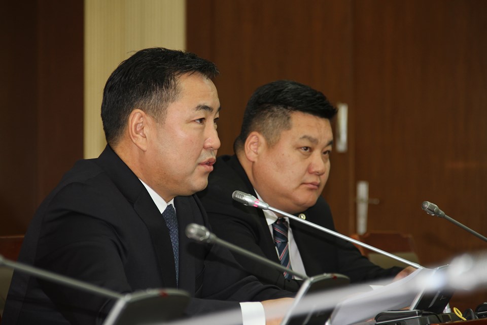 Б.Пүрэвдорж: Төрийн мөнгөөр казино тоглосон хүмүүс бий