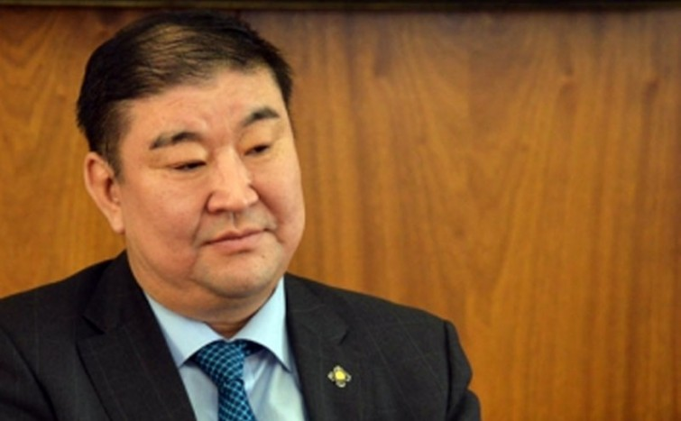 Эрчим хүчний сайд асан М.Сономпилд оноосон ялыг хэвээр үлдээв