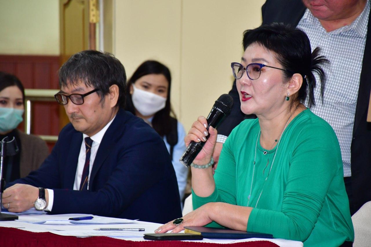 А.Амбасэлмаа: Хил нэвтэрч буй Монголчууд халдвараас сэргийлэх зөвлөмжийг мөрдөхгүй байна