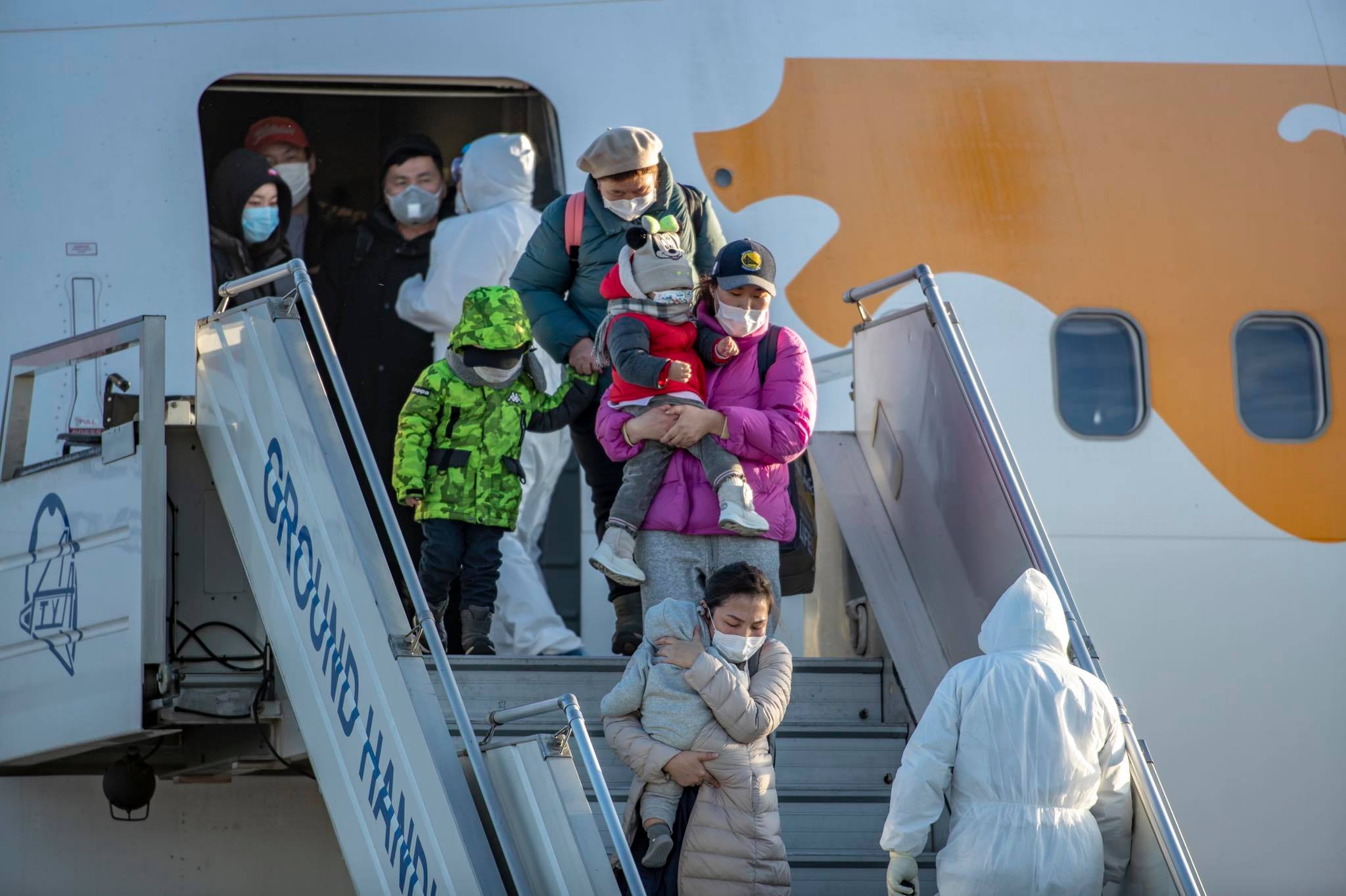 БНСУ-аас 244 иргэнийг тээвэрлэн авч ирлээ