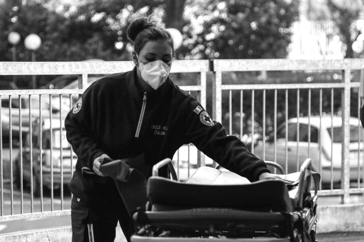 Гуравдугаар сарын 3: Коронавирусын халдвар 76 оронд бүртгэгдээд байна